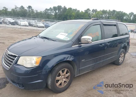 2008 Chrysler Town & Country Touring from USA, damaged, VIN 2A8HR54P18R773387